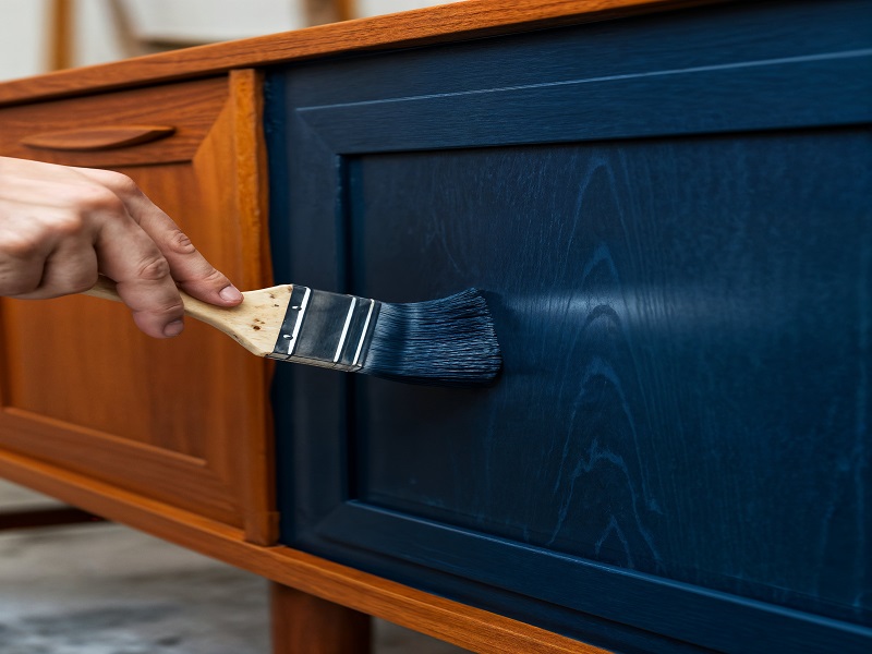 Make Your Old Wardrobe Look New – Wardrobe Respray Dublin